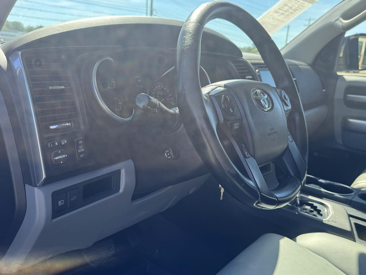 Toyota Sequoia Limited 4WD 2018