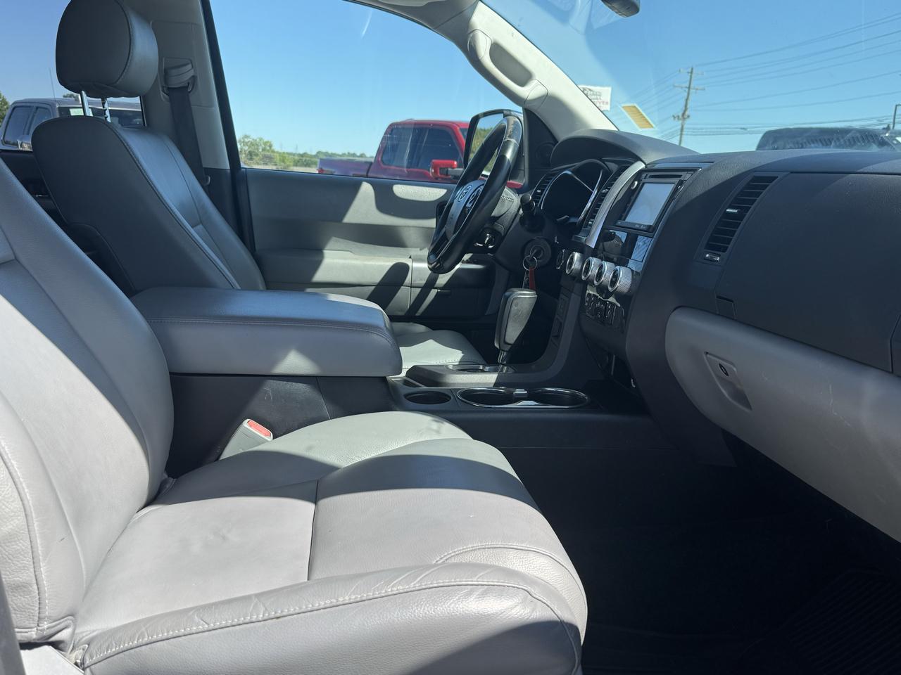 Toyota Sequoia Limited 4WD 2018