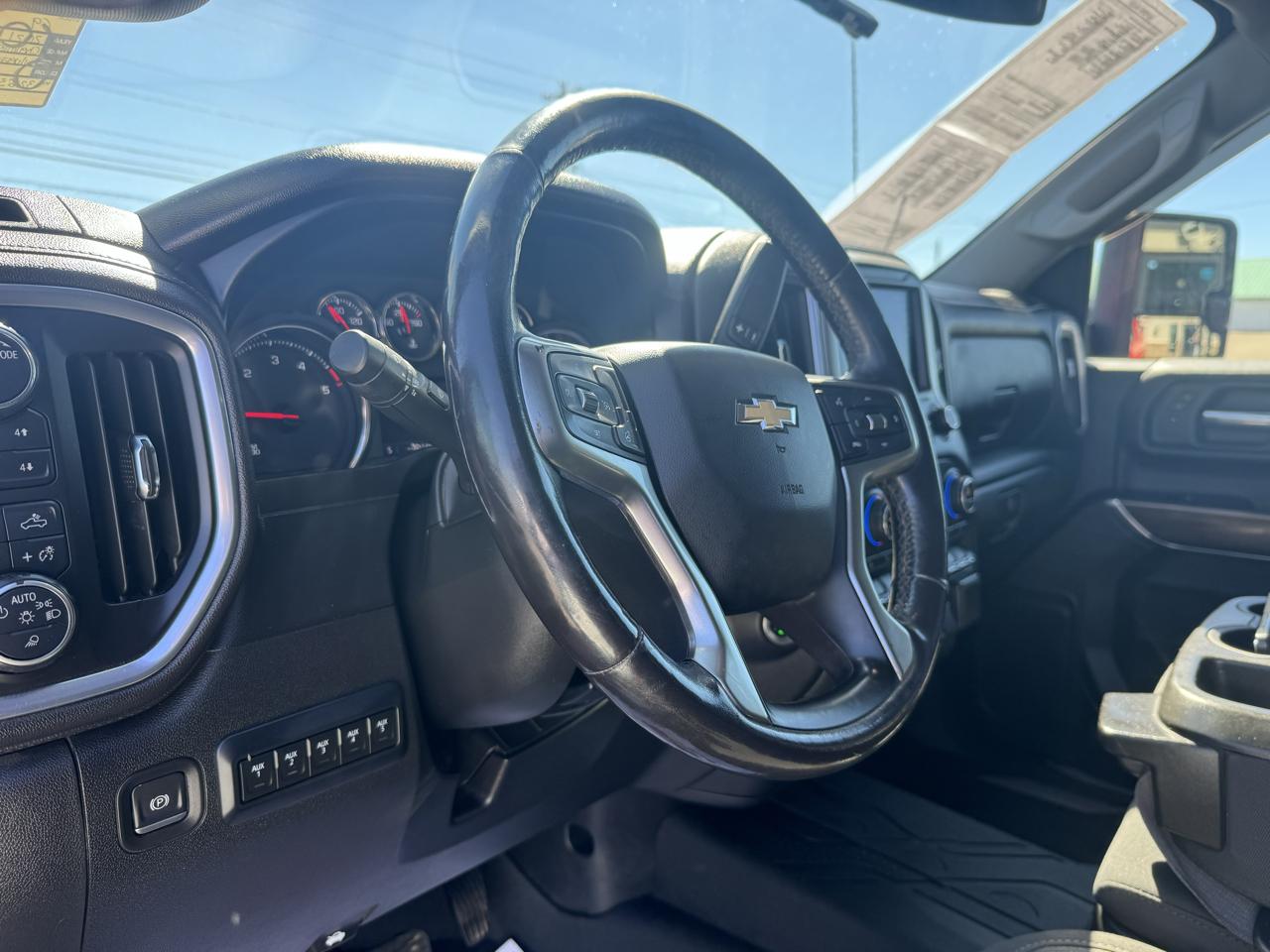 Chevrolet Silverado 3500HD LT Crew Cab 4WD 2020