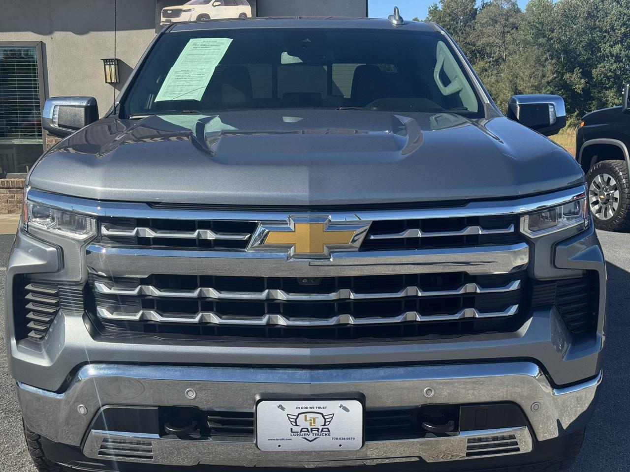 Chevrolet Silverado 1500 LTZ Crew Cab 4WD 2023