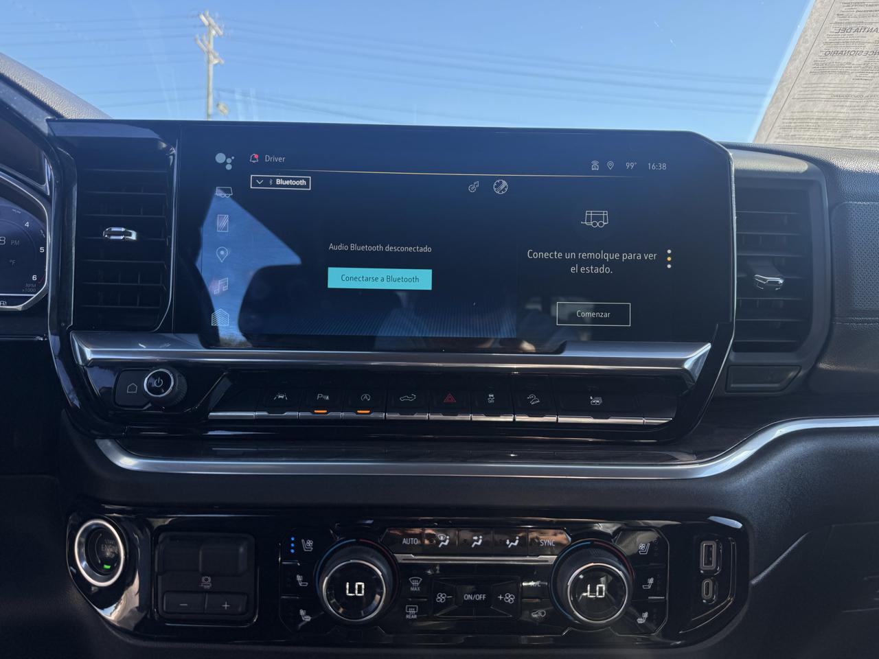 Chevrolet Silverado 1500 LTZ Crew Cab 4WD 2023