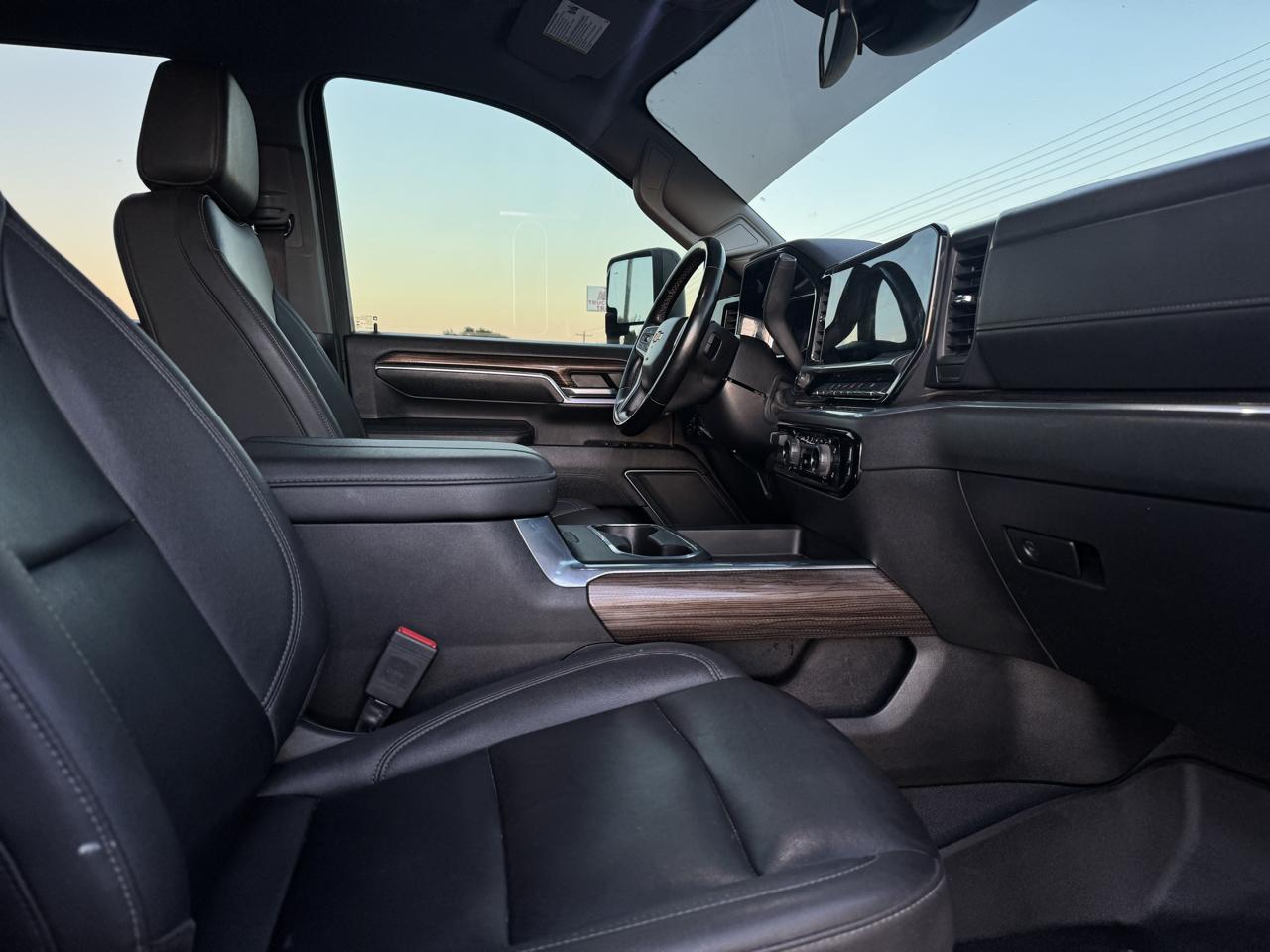 Chevrolet Silverado 2500HD  2024