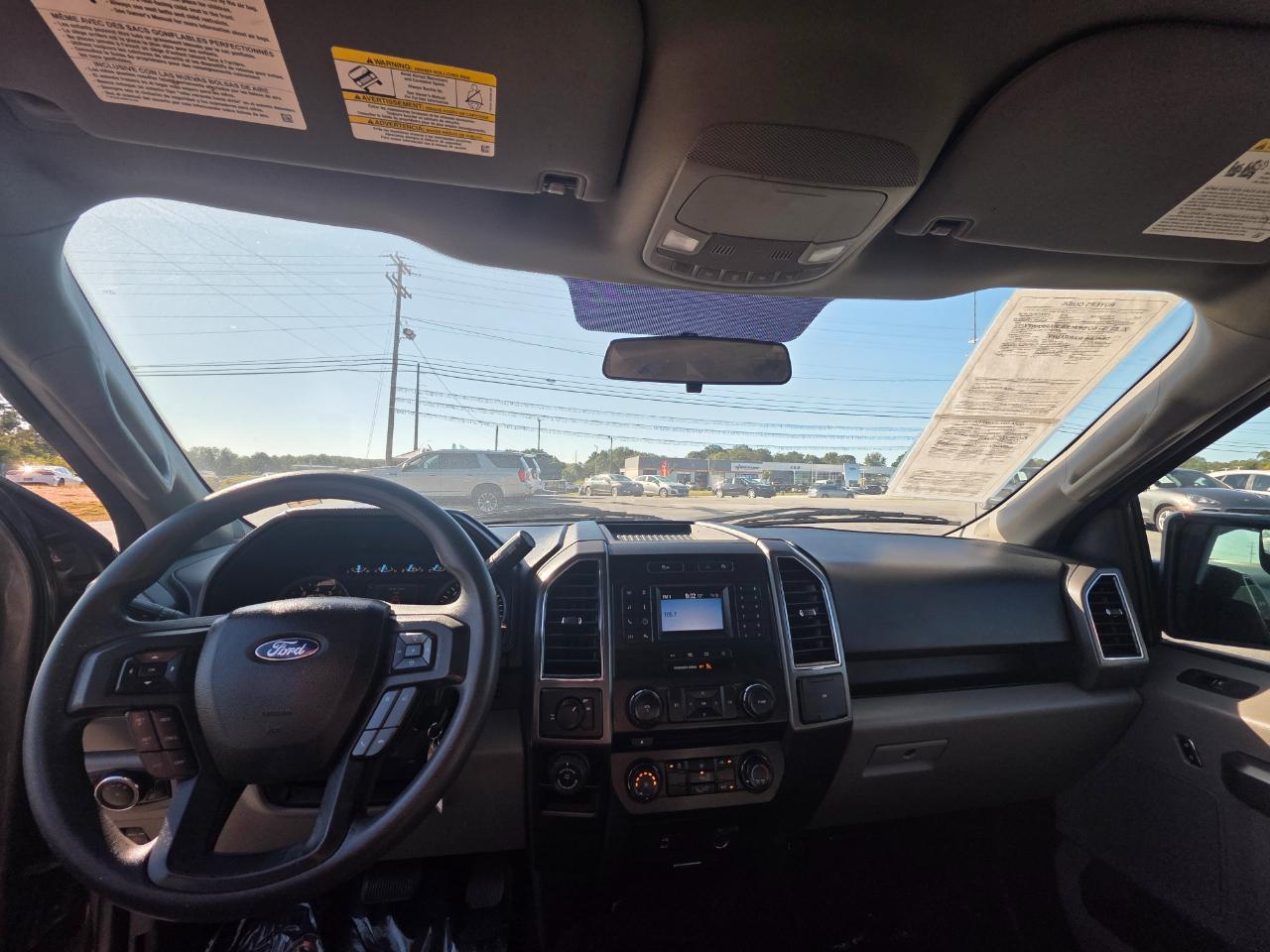 Ford F-150 2WD Reg Cab 145" XLT 2018