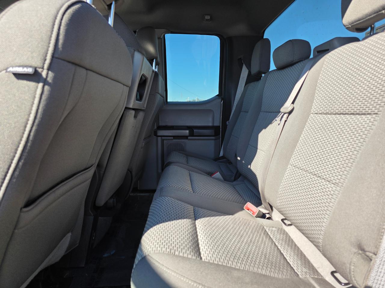 Ford F-150 2WD Reg Cab 145" XLT 2018
