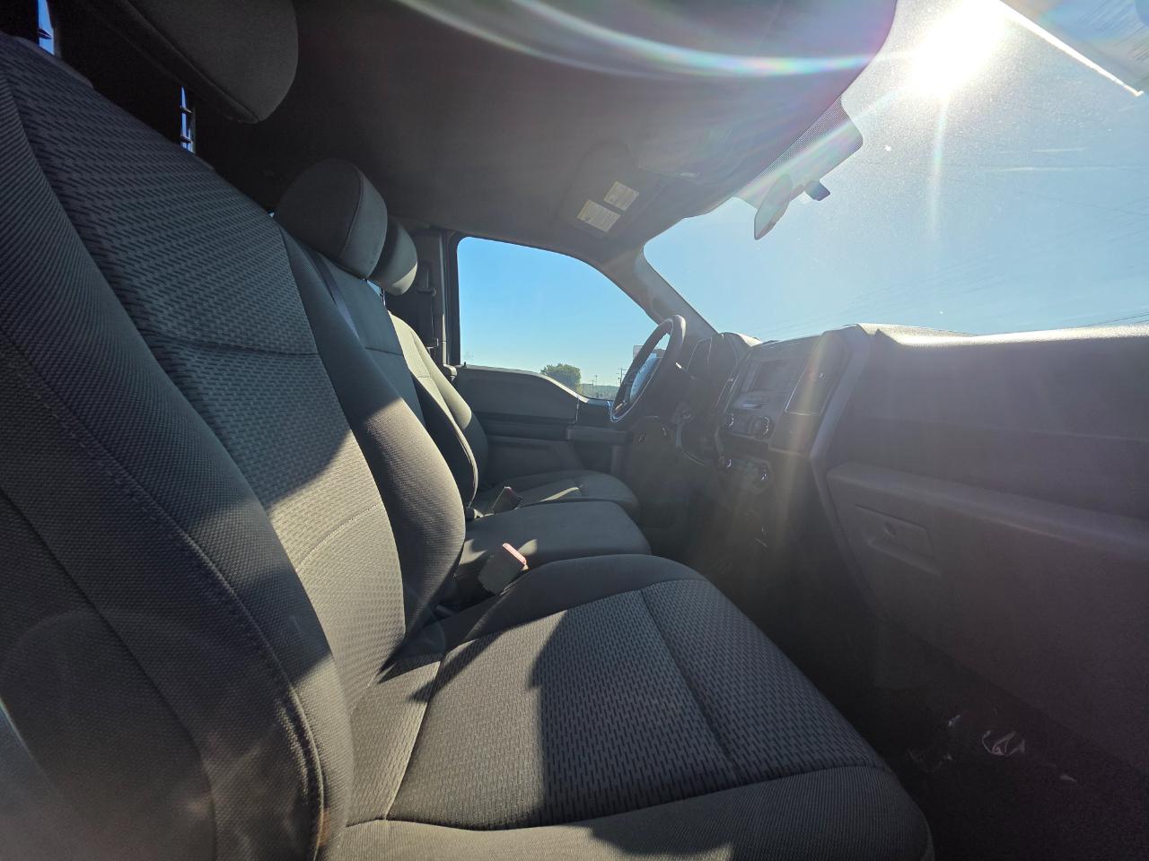 Ford F-150 2WD Reg Cab 145" XLT 2018