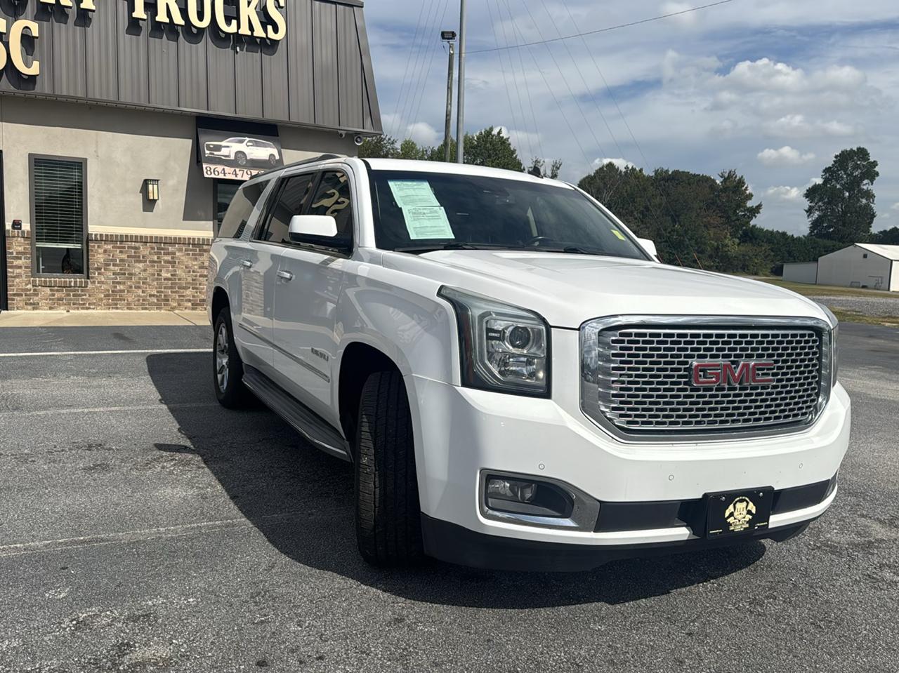 GMC Yukon Denali XL 4WD 2015