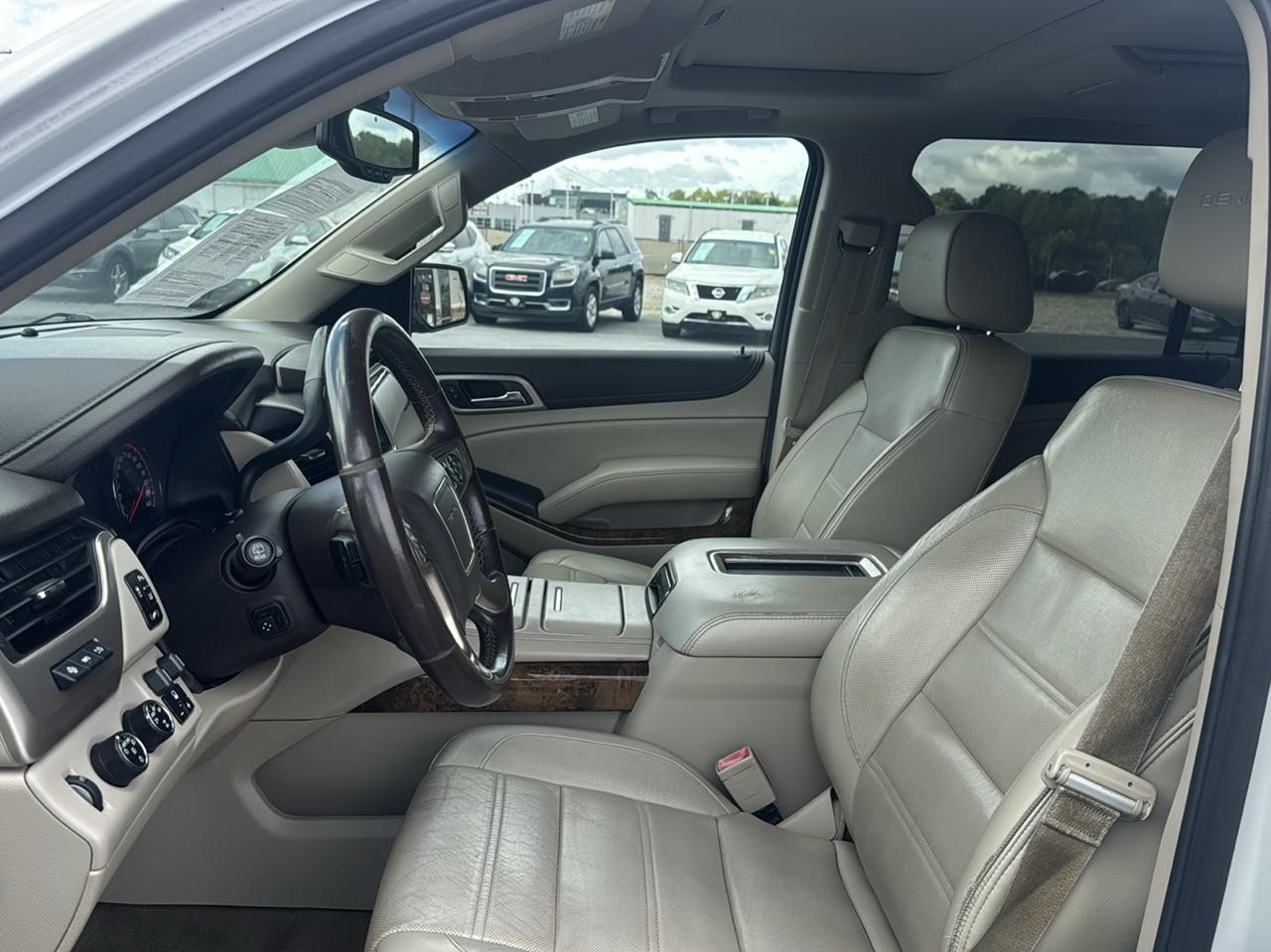 GMC Yukon Denali XL 4WD 2015
