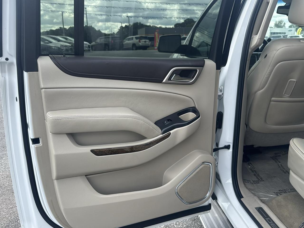 GMC Yukon Denali XL 4WD 2015