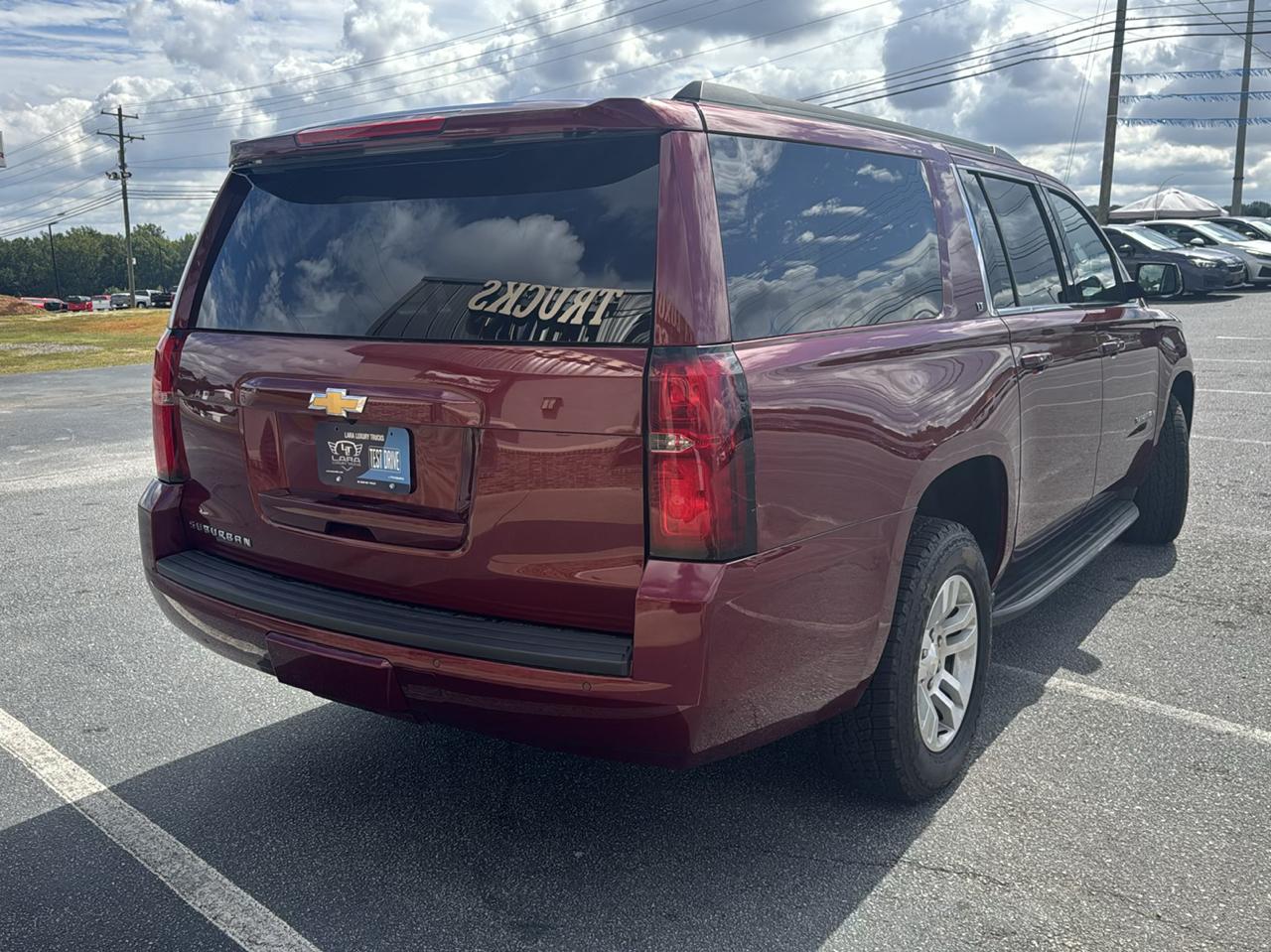 Chevrolet Suburban LT 4WD 2019