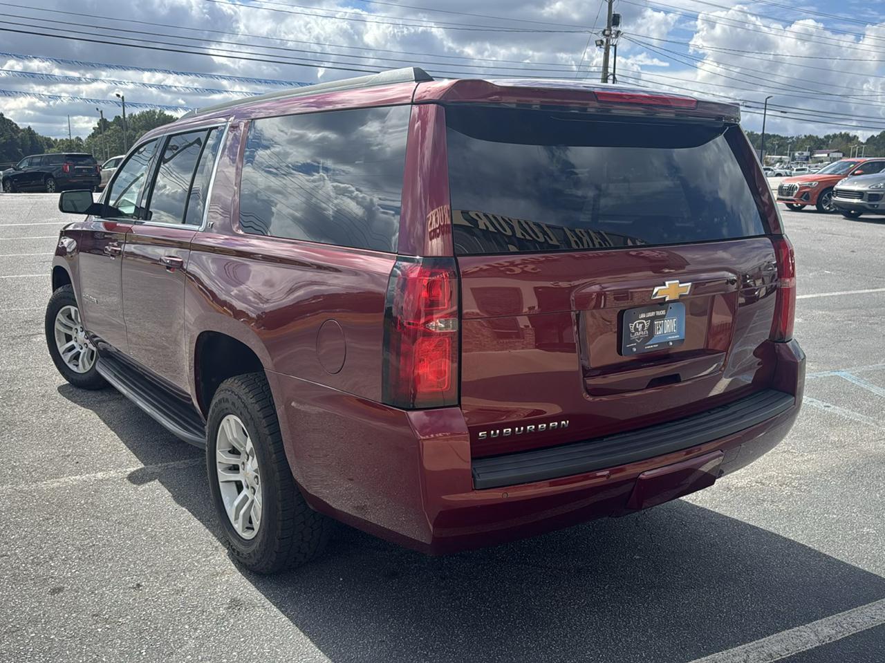 Chevrolet Suburban LT 4WD 2019