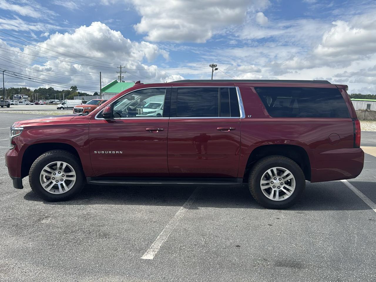 Chevrolet Suburban LT 4WD 2019