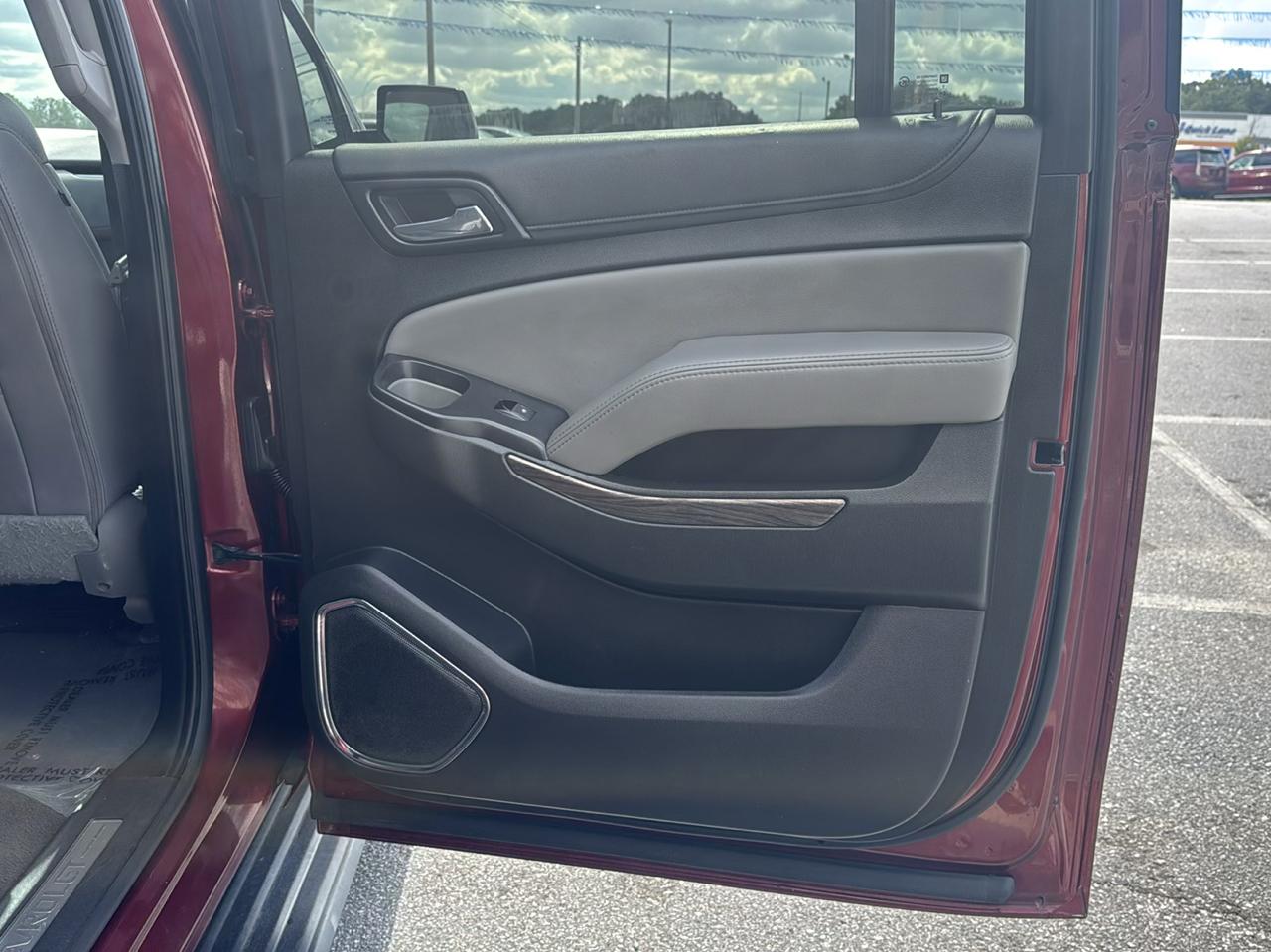 Chevrolet Suburban LT 4WD 2019