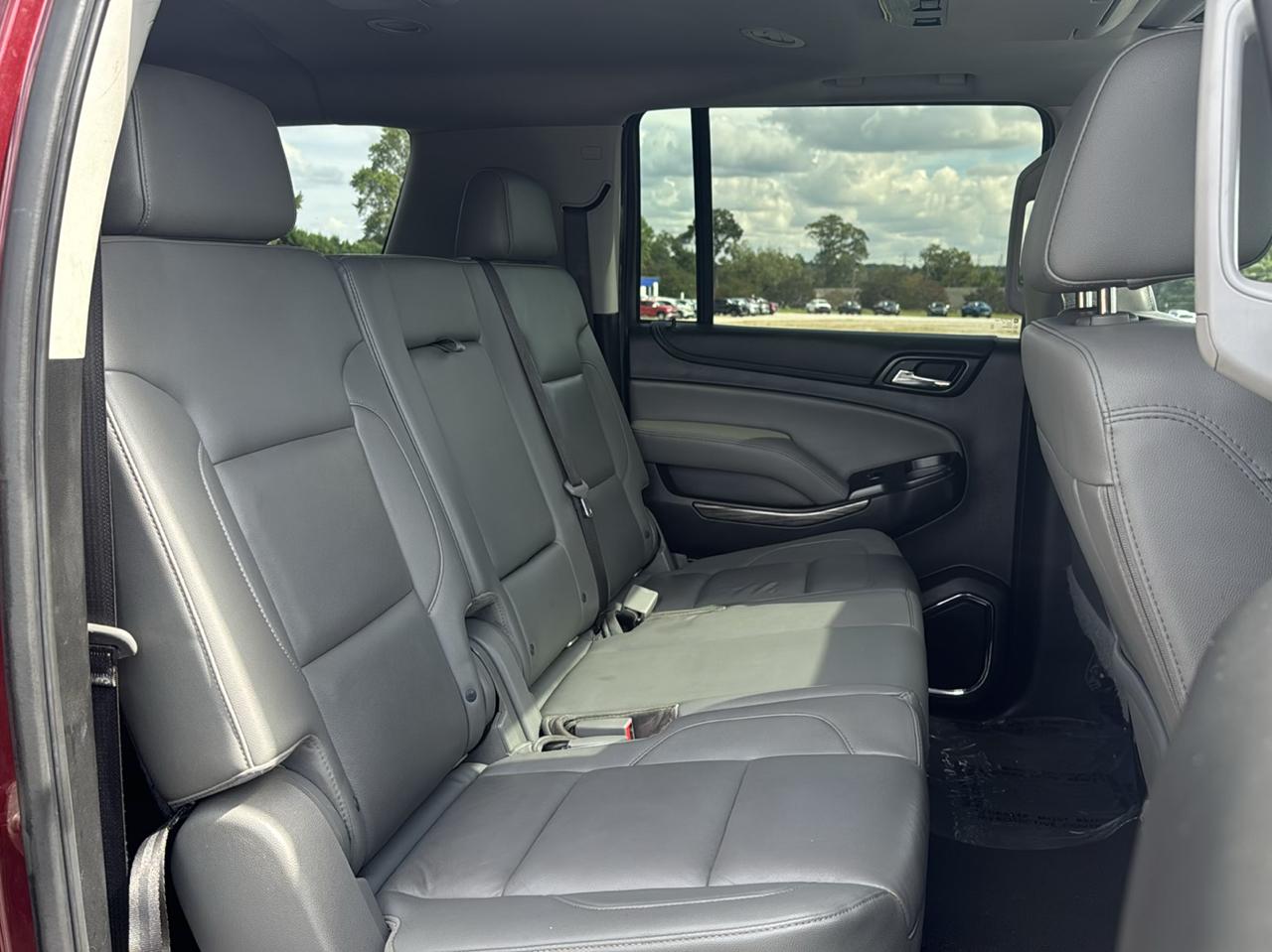 Chevrolet Suburban LT 4WD 2019