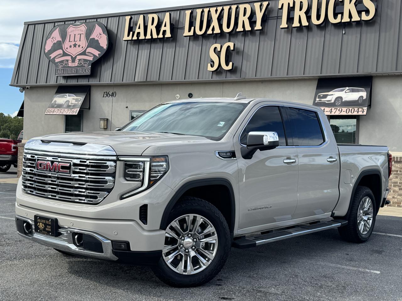 GMC Sierra 1500 Denali Crew Cab Short Box 4WD 2026
