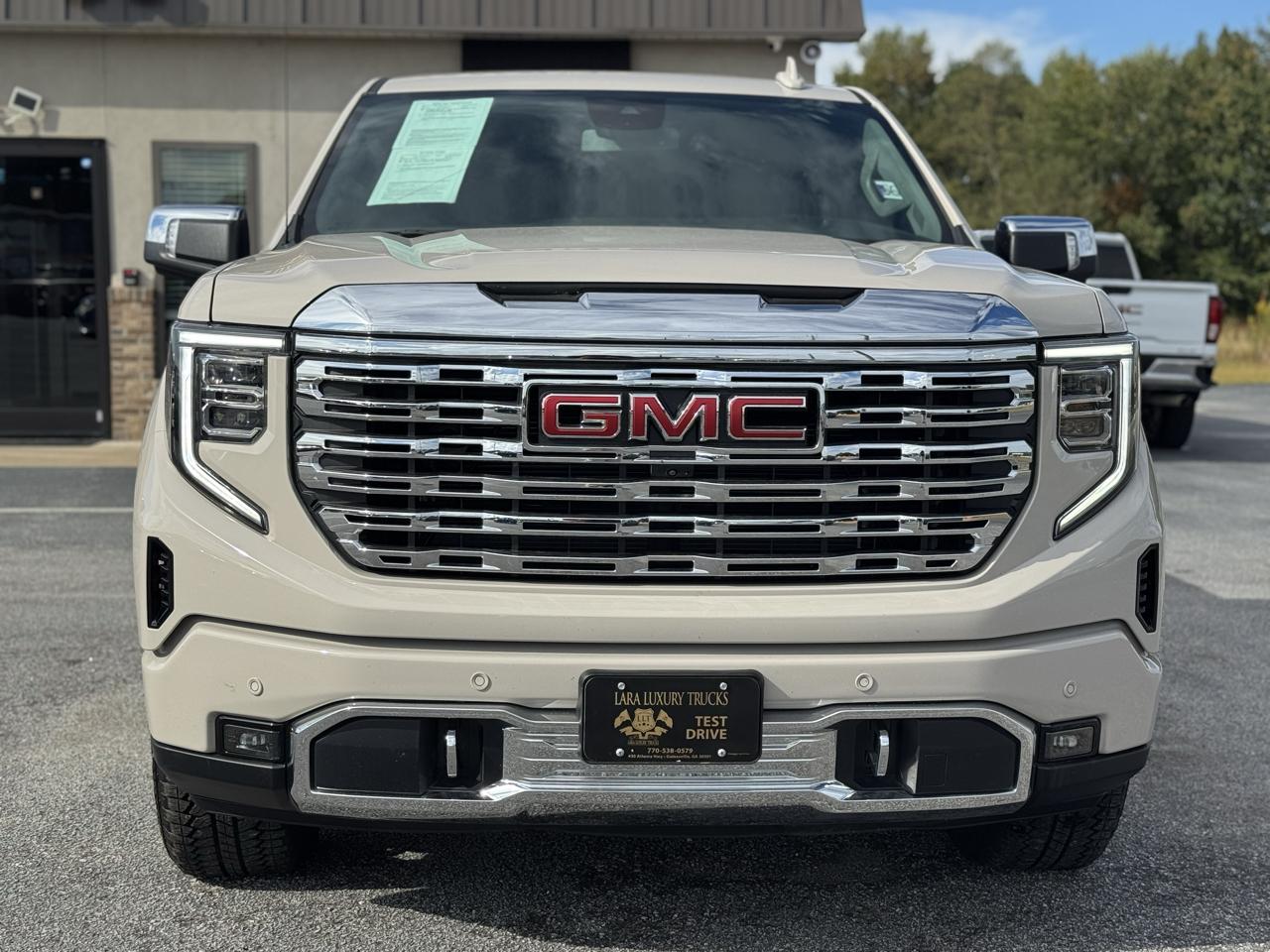 GMC Sierra 1500 Denali Crew Cab Short Box 4WD 2026