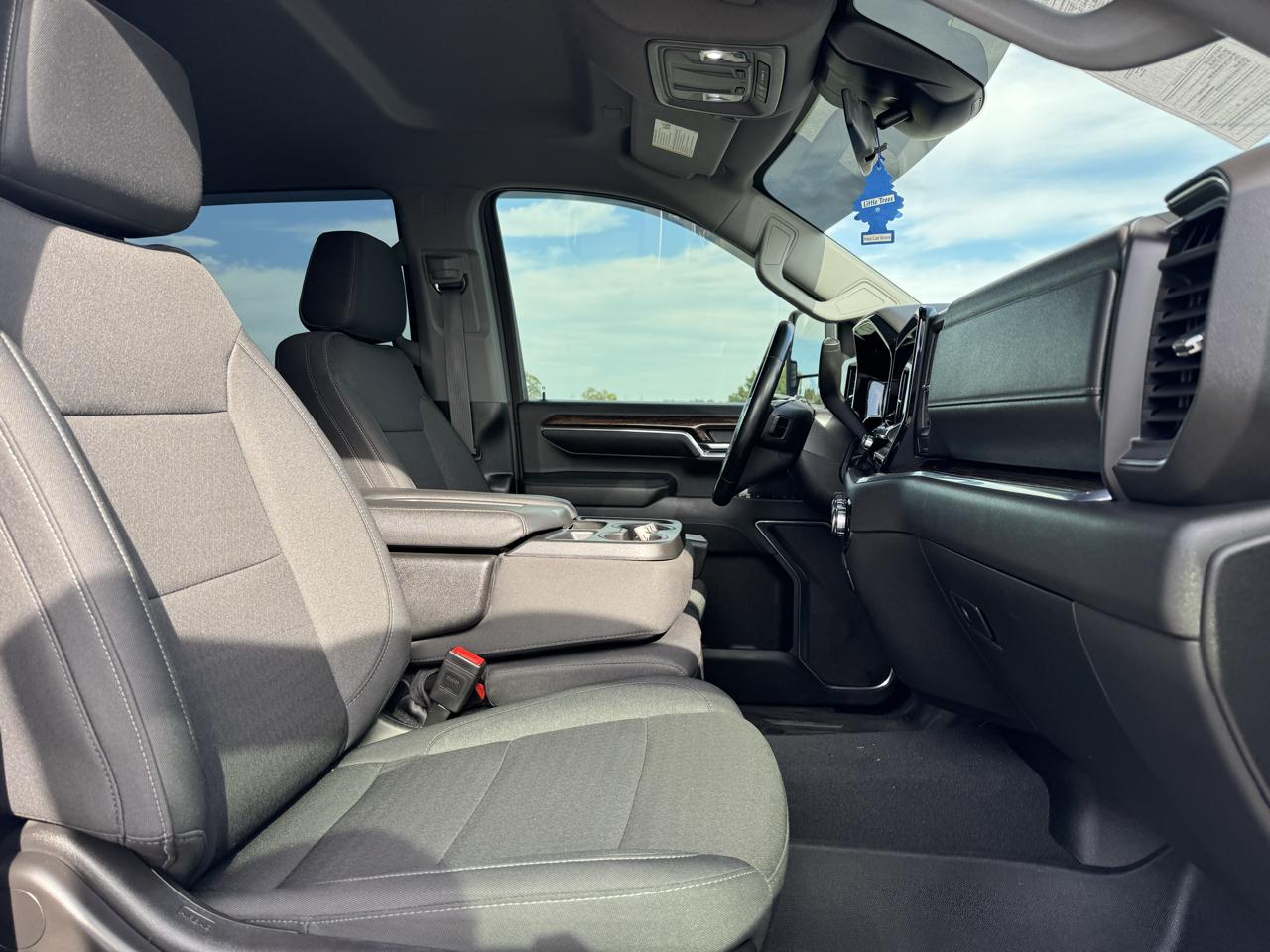 GMC Sierra 2500HD SLE Crew Cab 4WD 2024