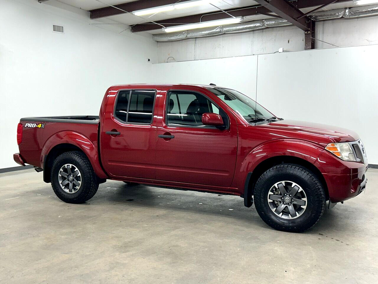 2019 Nissan Frontier PRO-4X Crew Cab 5AT 4WD