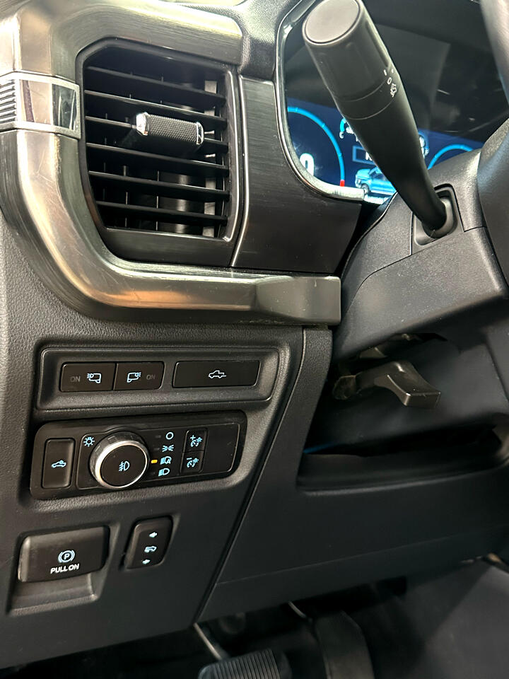 Ford F-150 Lariat SuperCrew 5.5-ft. Bed 4WD 2022