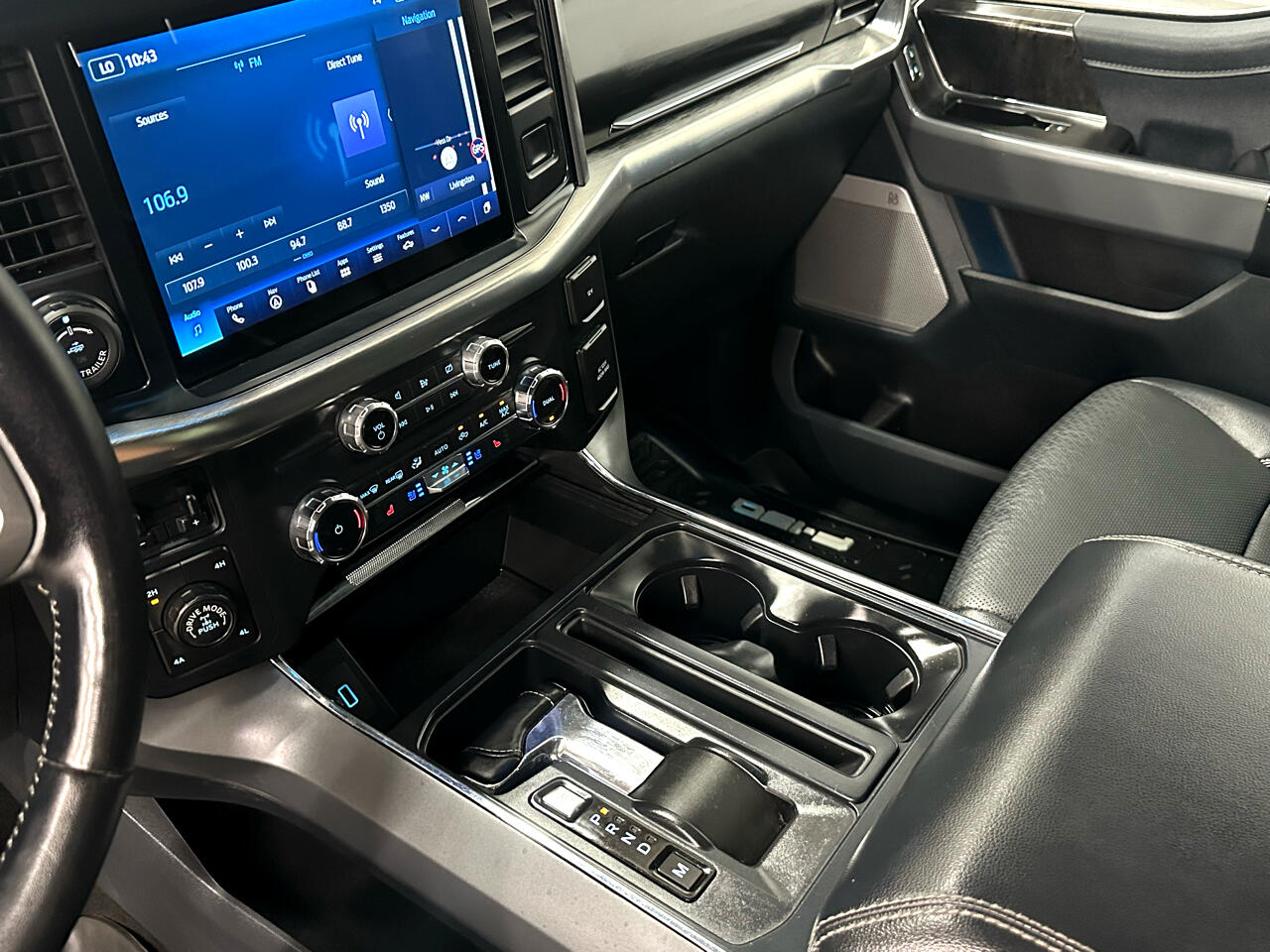 Ford F-150 Lariat SuperCrew 5.5-ft. Bed 4WD 2022