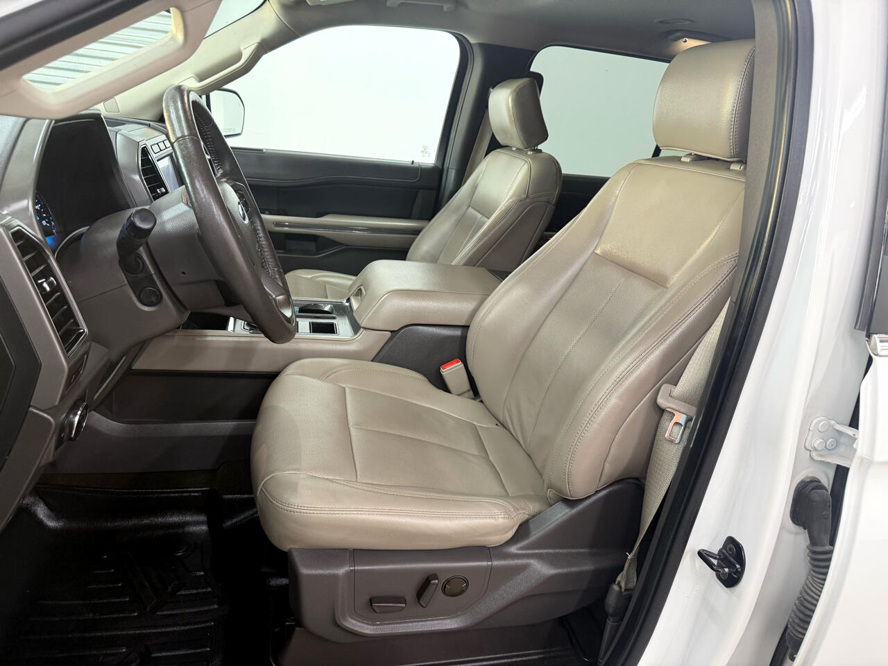 Ford Expedition MAX XLT 2020