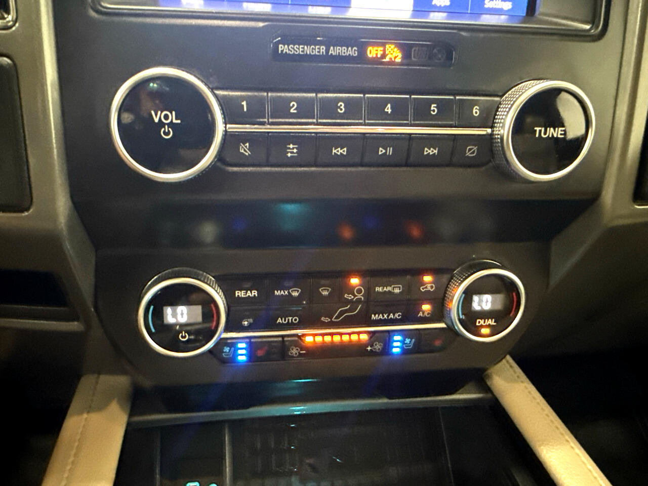 Ford Expedition MAX XLT 2020