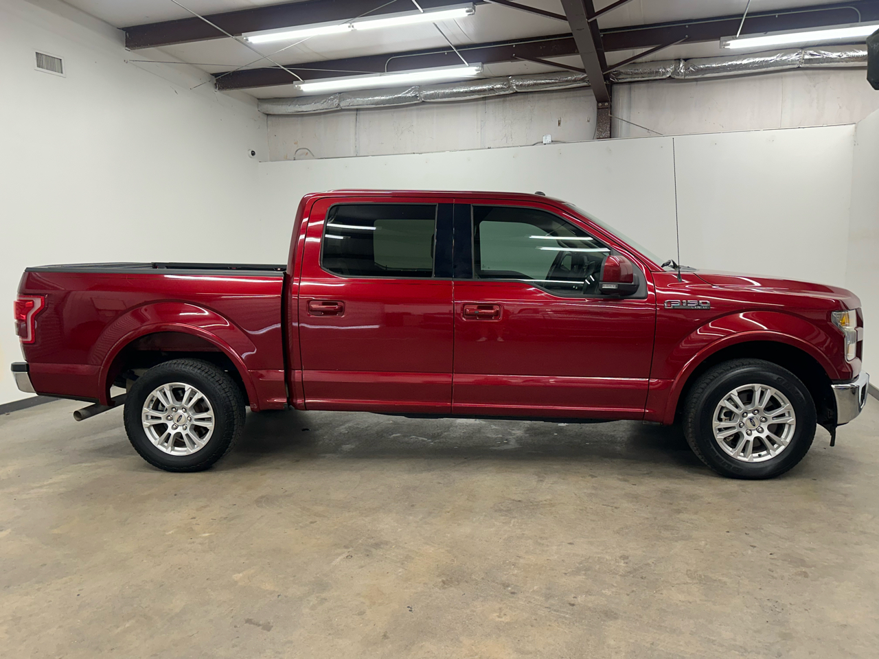 Ford F-150 Lariat SuperCrew 5.5-ft. Bed 2WD 2017