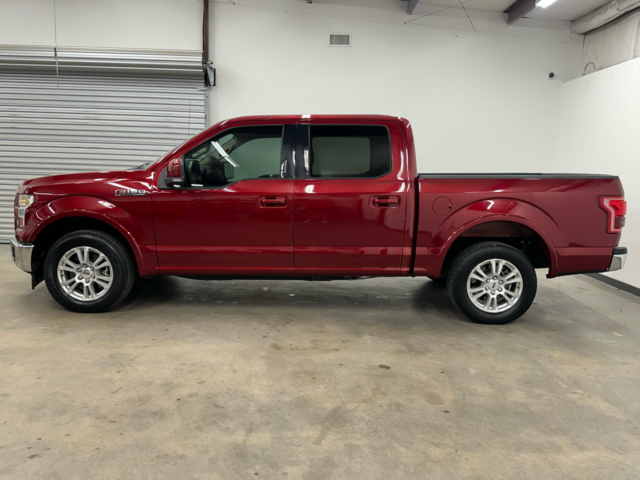 Ford F-150 Lariat SuperCrew 5.5-ft. Bed 2WD 2017
