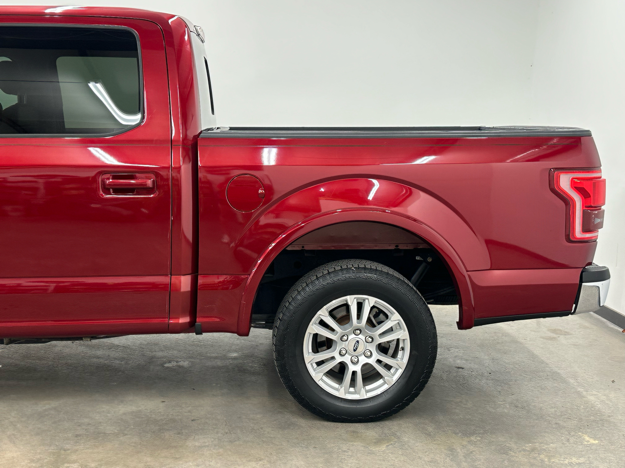 Ford F-150 Lariat SuperCrew 5.5-ft. Bed 2WD 2017