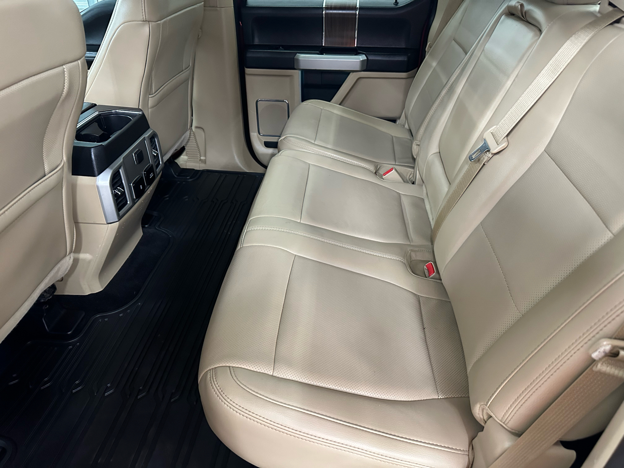 Ford F-150 Lariat SuperCrew 5.5-ft. Bed 2WD 2017