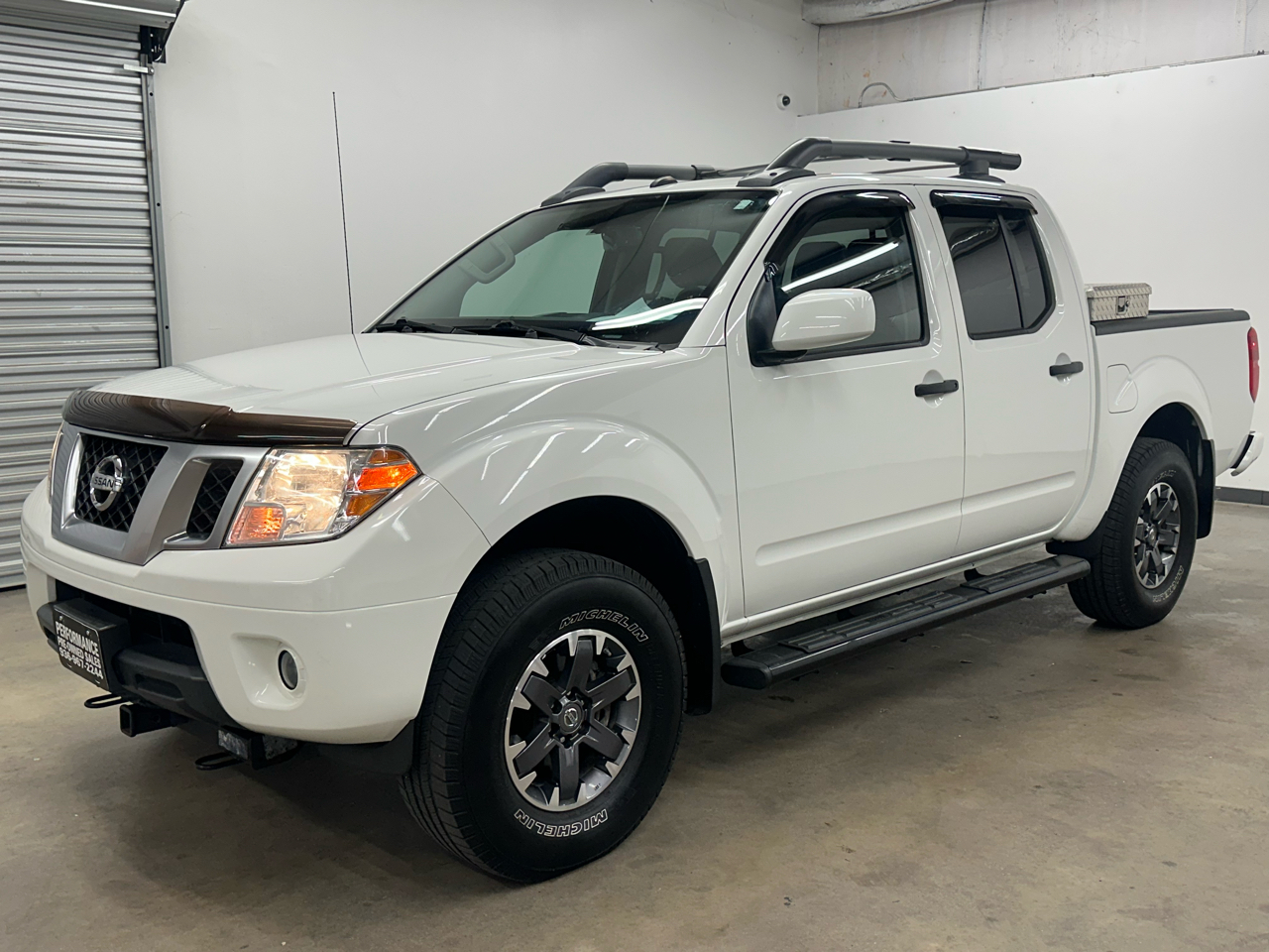 Nissan Frontier PRO-4X Crew Cab 5AT 4WD 2019