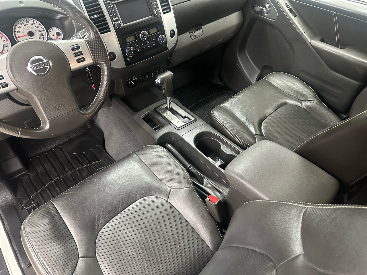 Nissan Frontier PRO-4X Crew Cab 5AT 4WD 2019