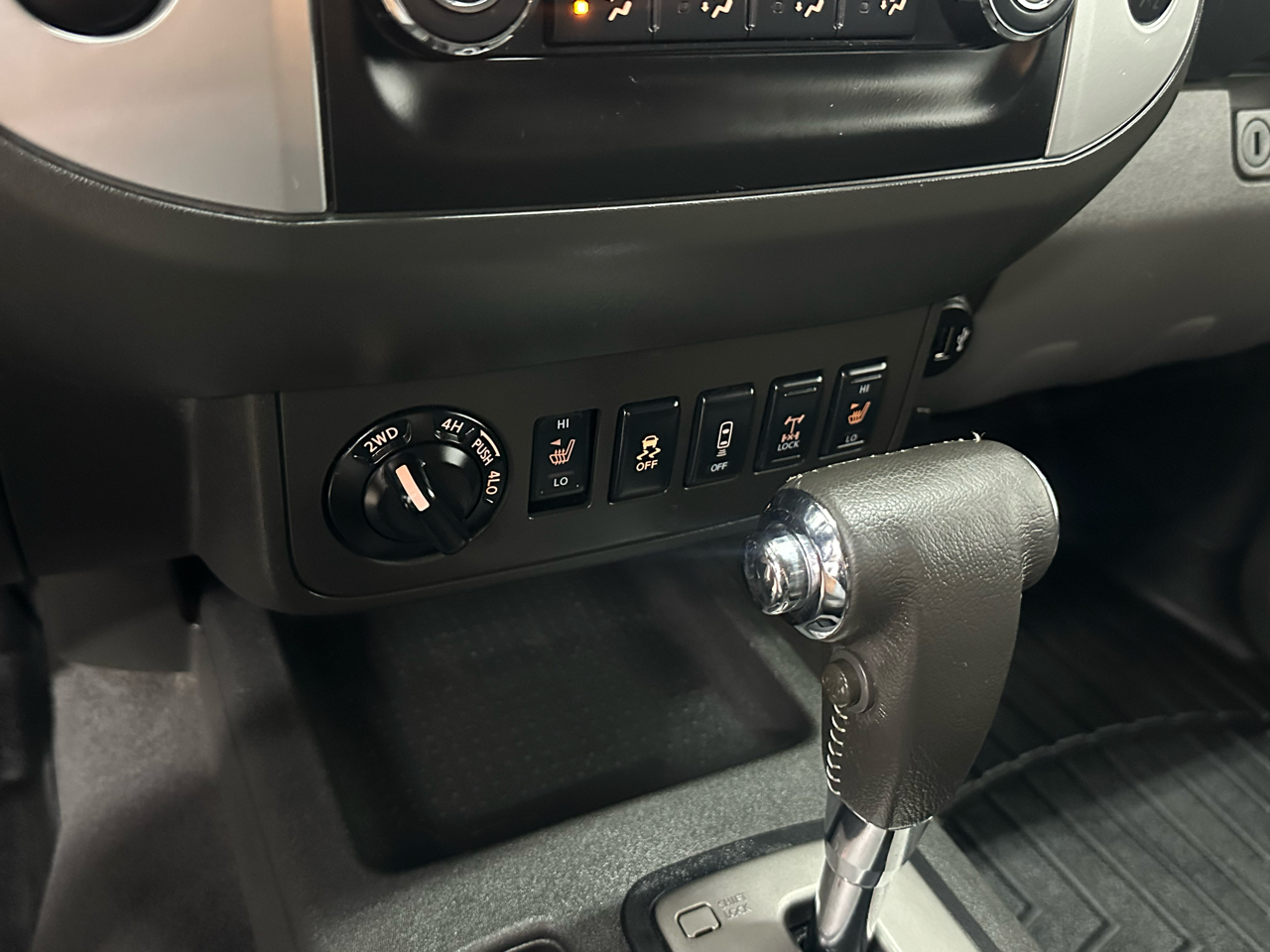 Nissan Frontier PRO-4X Crew Cab 5AT 4WD 2019