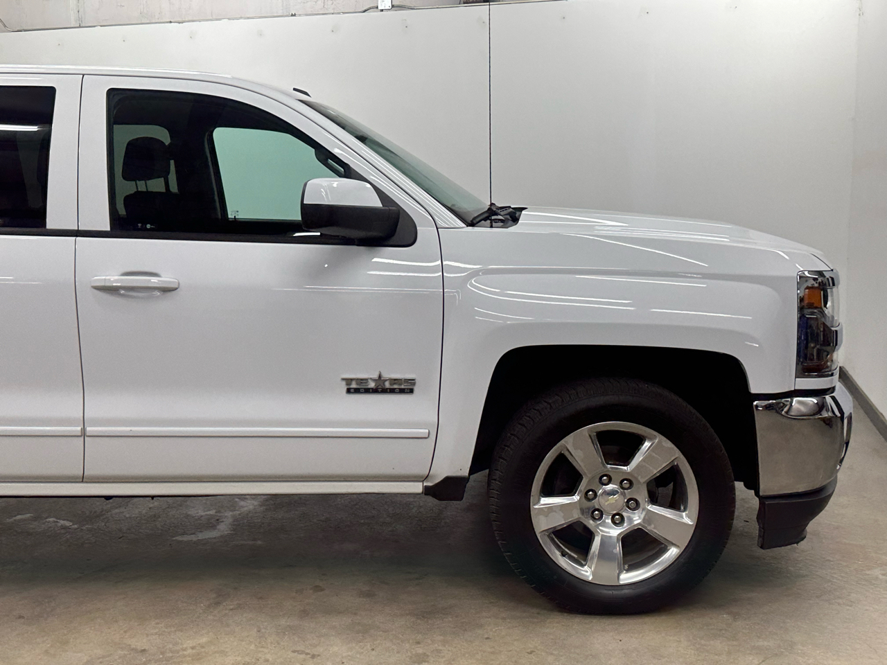 Chevrolet Silverado 1500 LT Crew Cab 2WD 2016