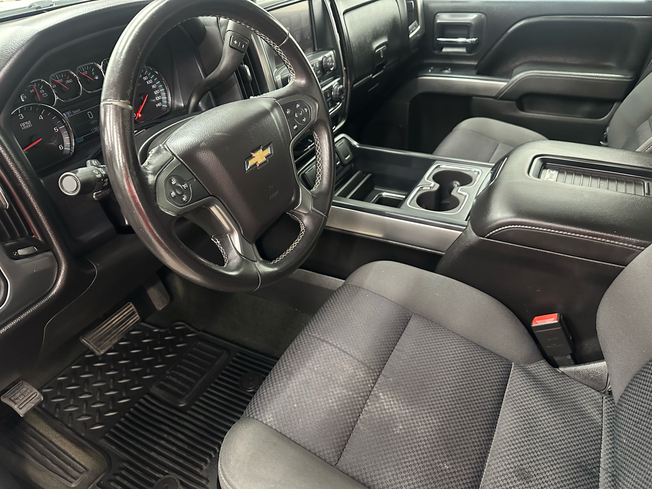 Chevrolet Silverado 1500 LT Crew Cab 2WD 2016
