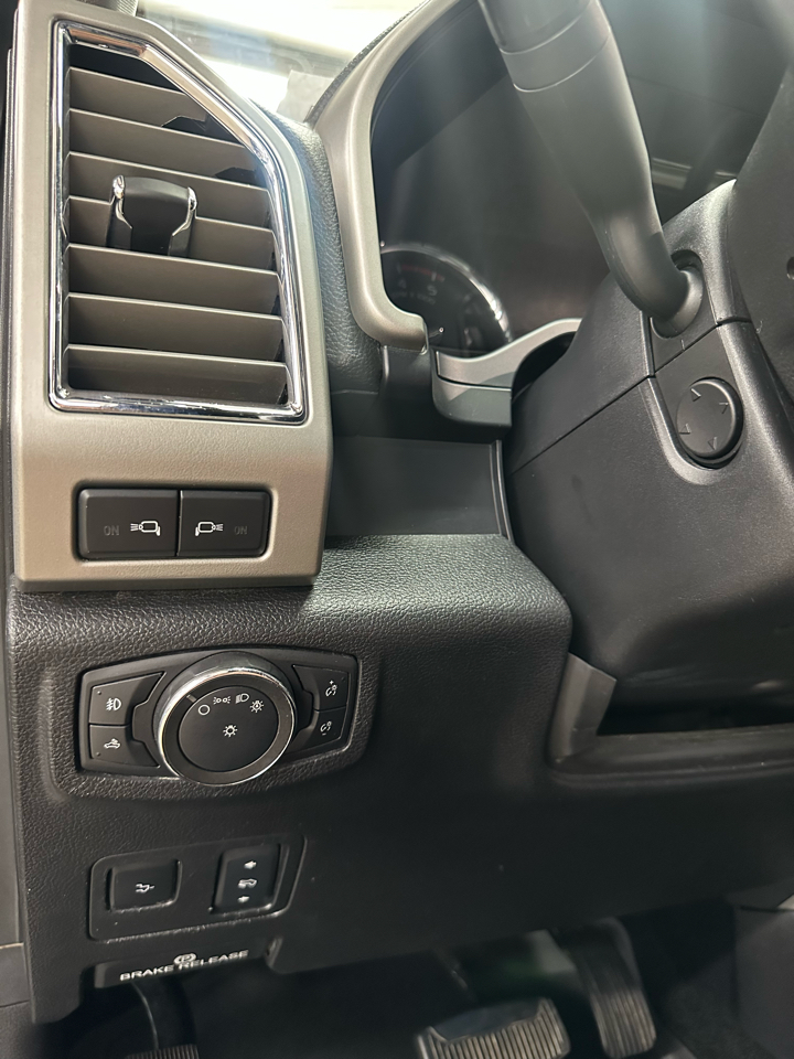 Ford F-250 SD Lariat Crew Cab 4WD 2017