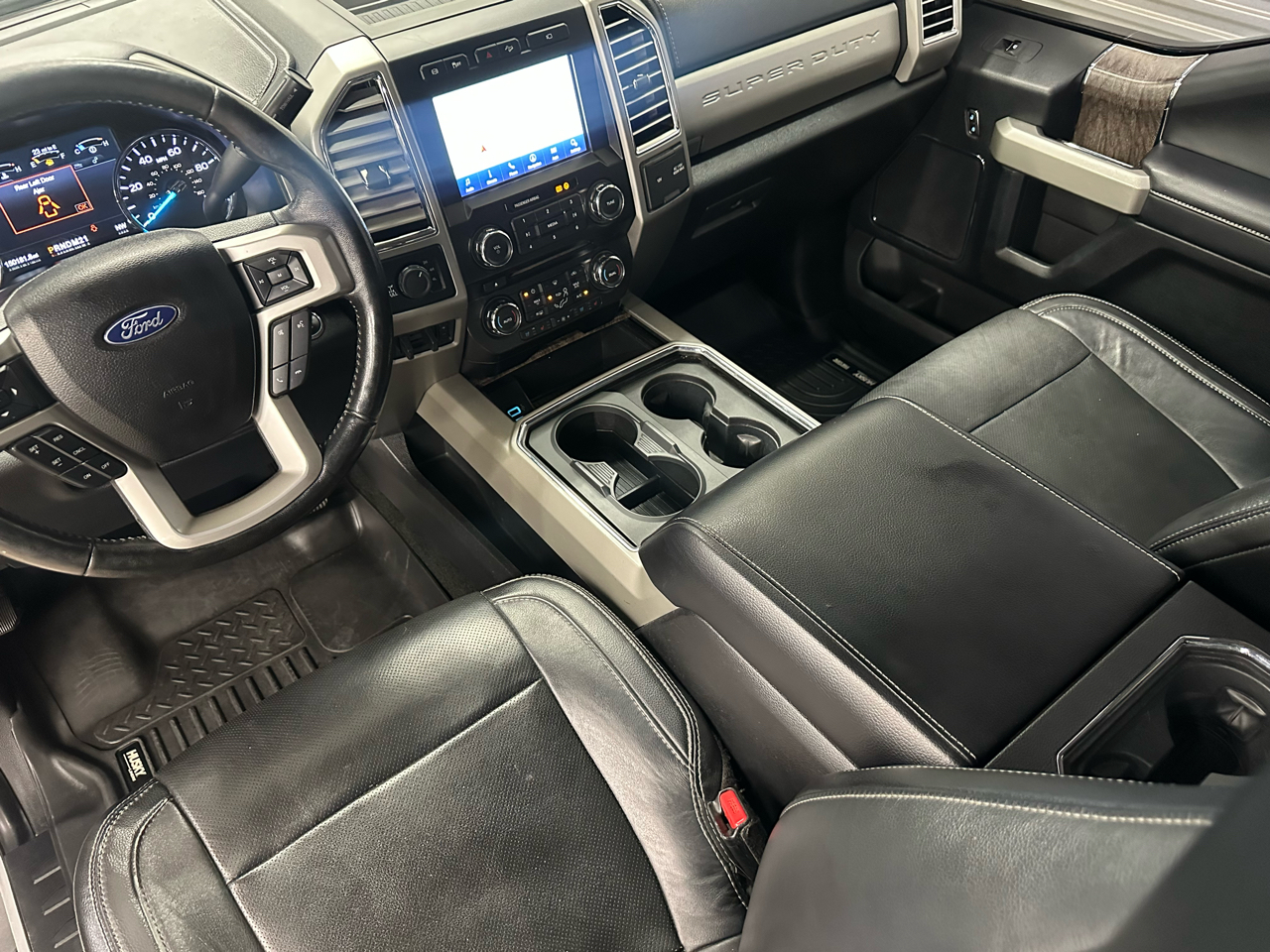 Ford F-250 SD Lariat Crew Cab 4WD 2017