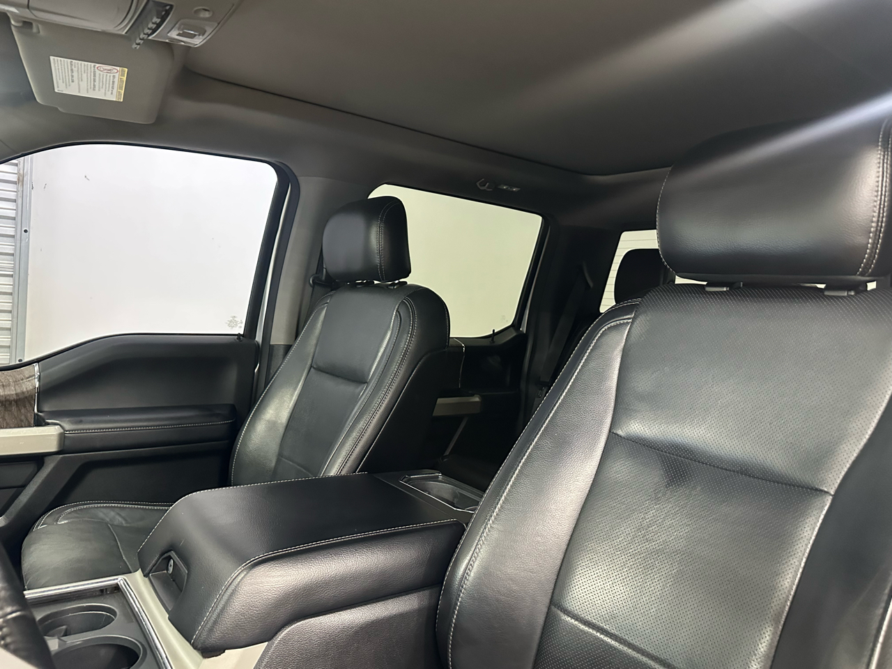 Ford F-250 SD Lariat Crew Cab 4WD 2017