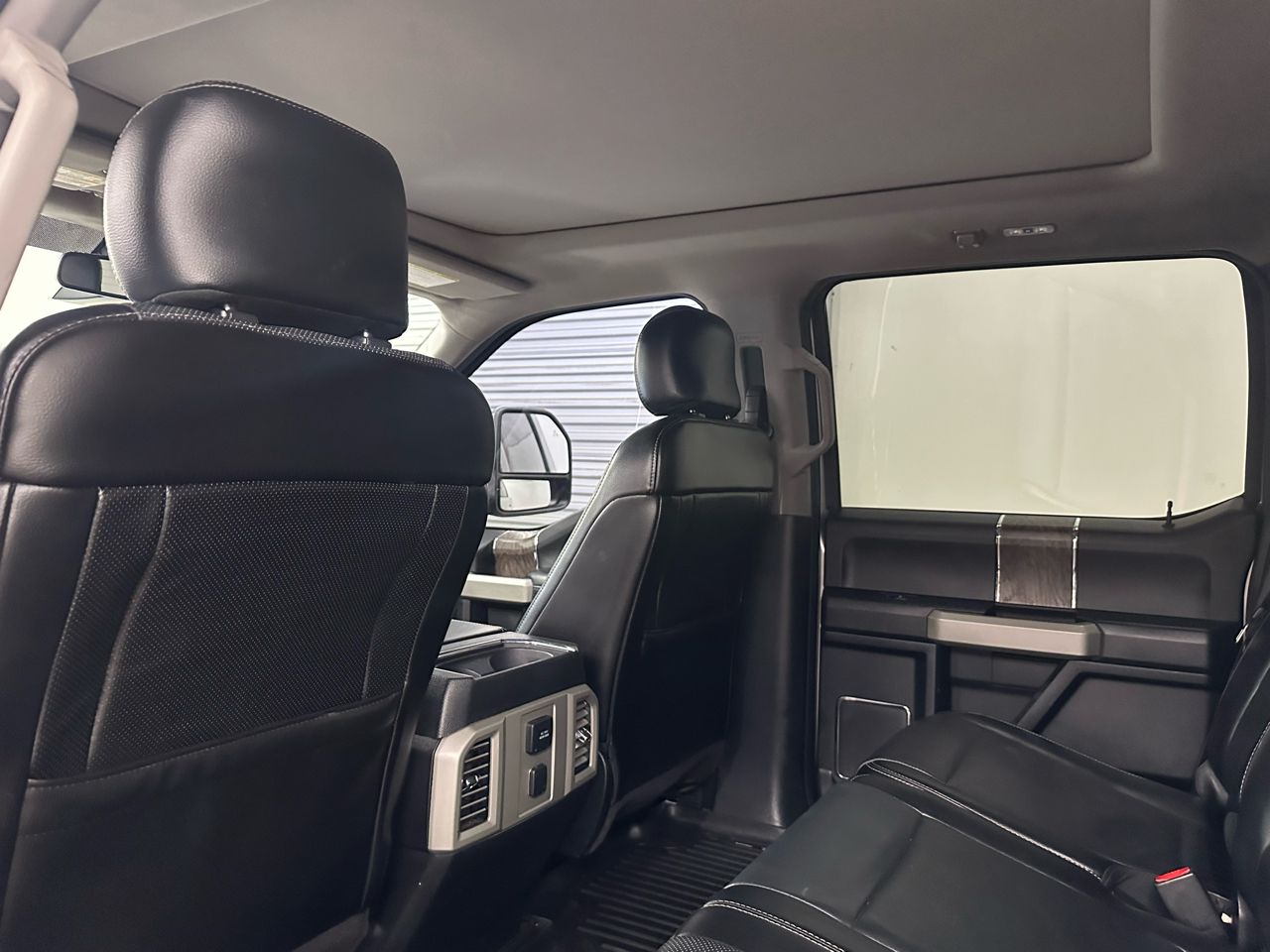 Ford F-250 SD Lariat Crew Cab 4WD 2017