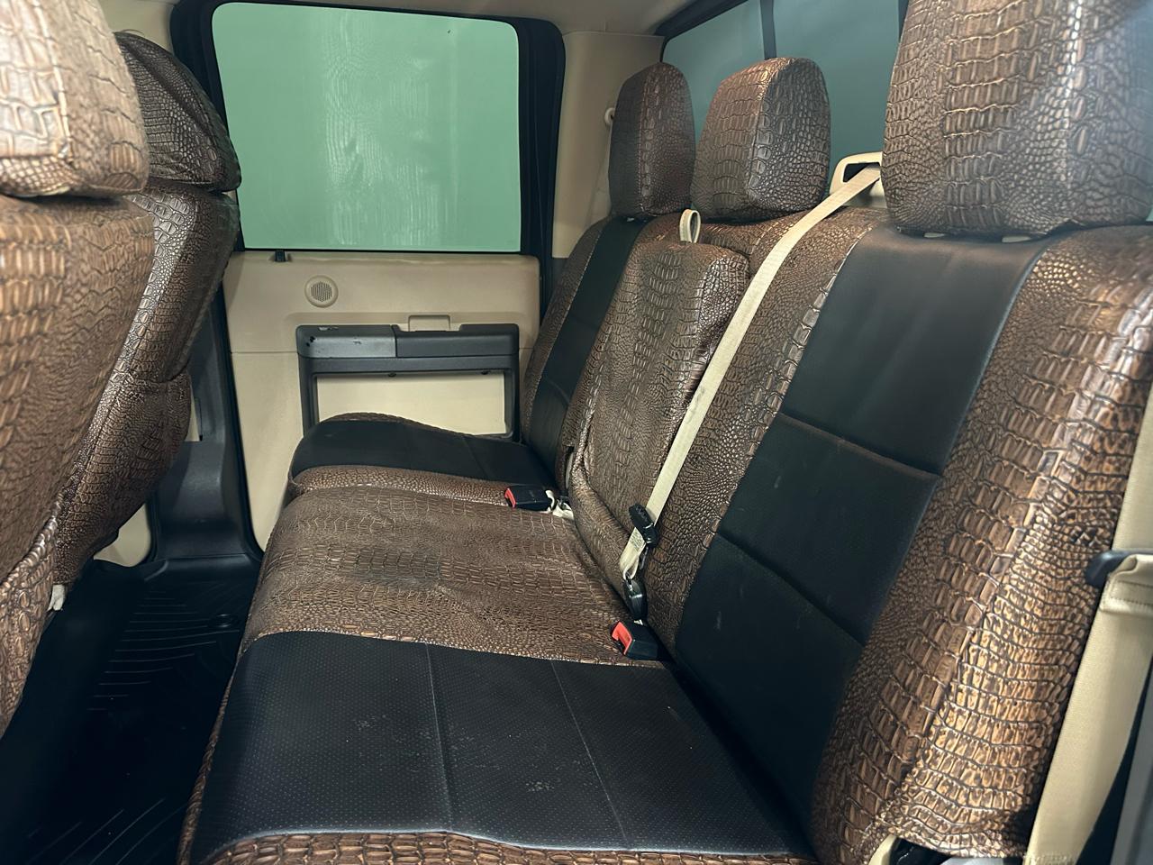 Ford F-350 SD Lariat Crew Cab Long Bed DRW 2WD 2011