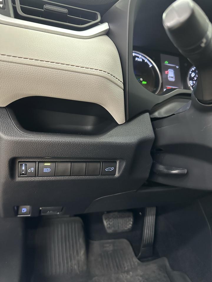 Toyota RAV4 Hybrid XLE 2020