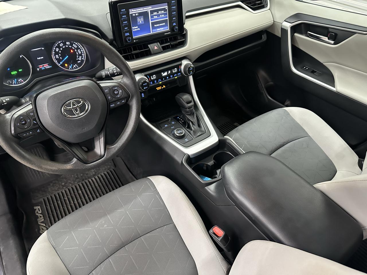 Toyota RAV4 Hybrid XLE 2020