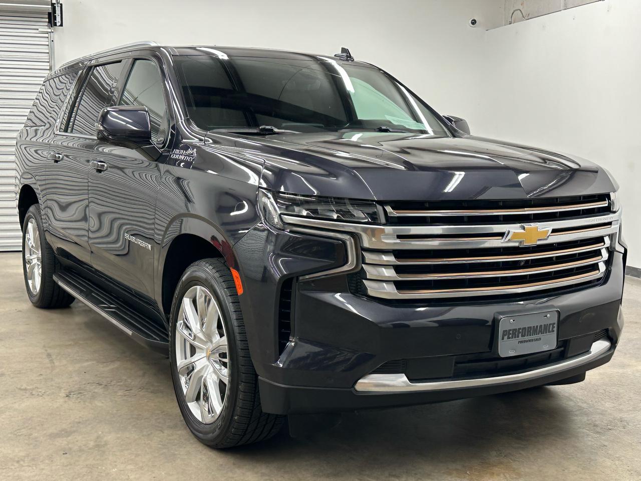 2022 Chevrolet Suburban High Country - Photo 3