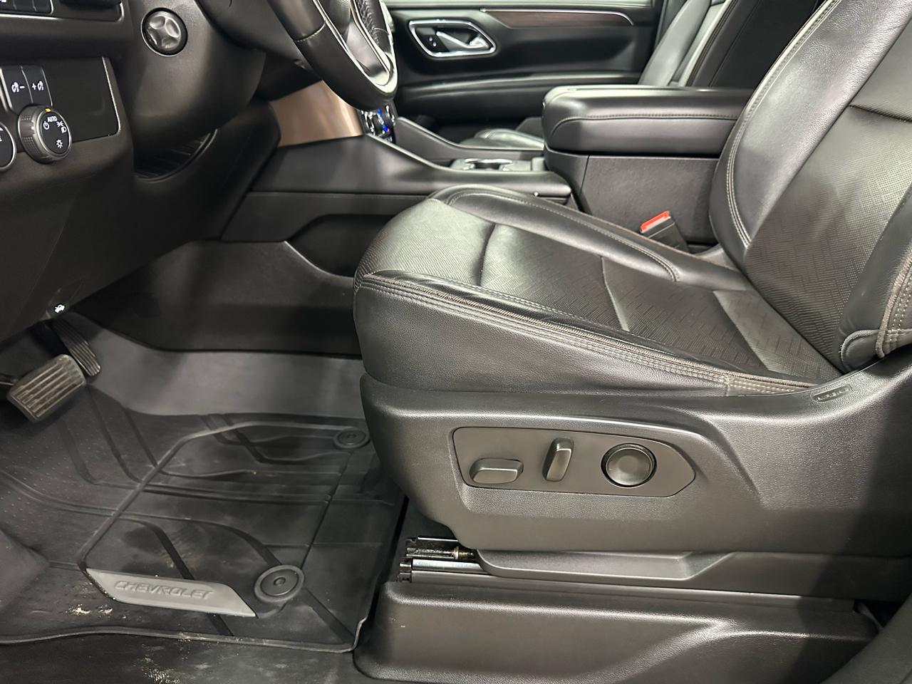 2022 Chevrolet Suburban High Country - Photo 13