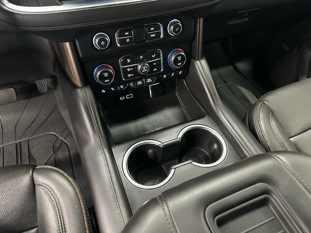 2022 Chevrolet Suburban High Country - Photo 19