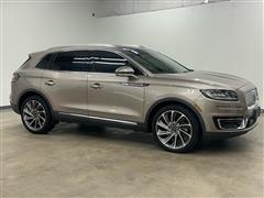 2020 Lincoln Nautilus 