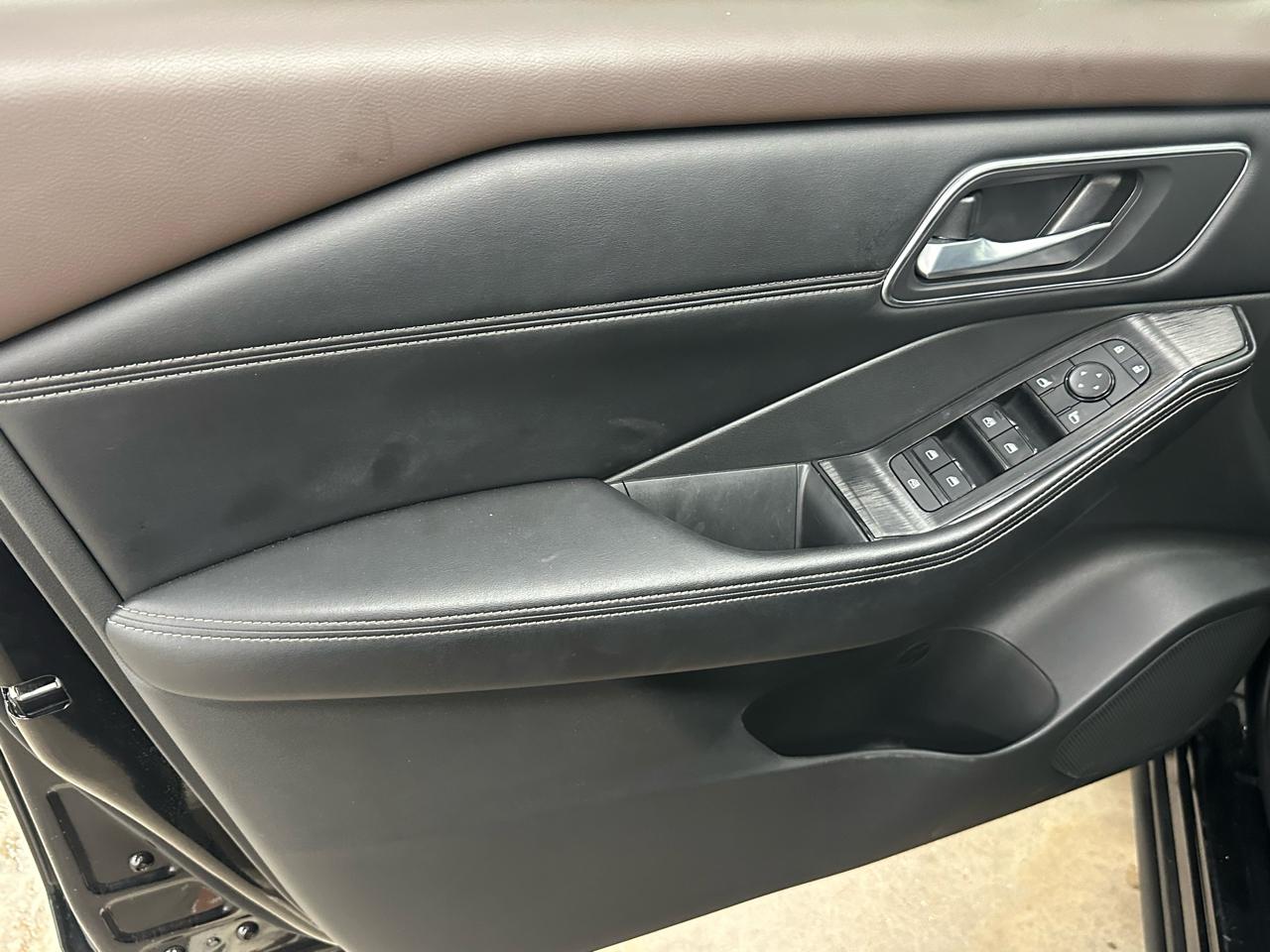 Nissan Rogue SV 2021