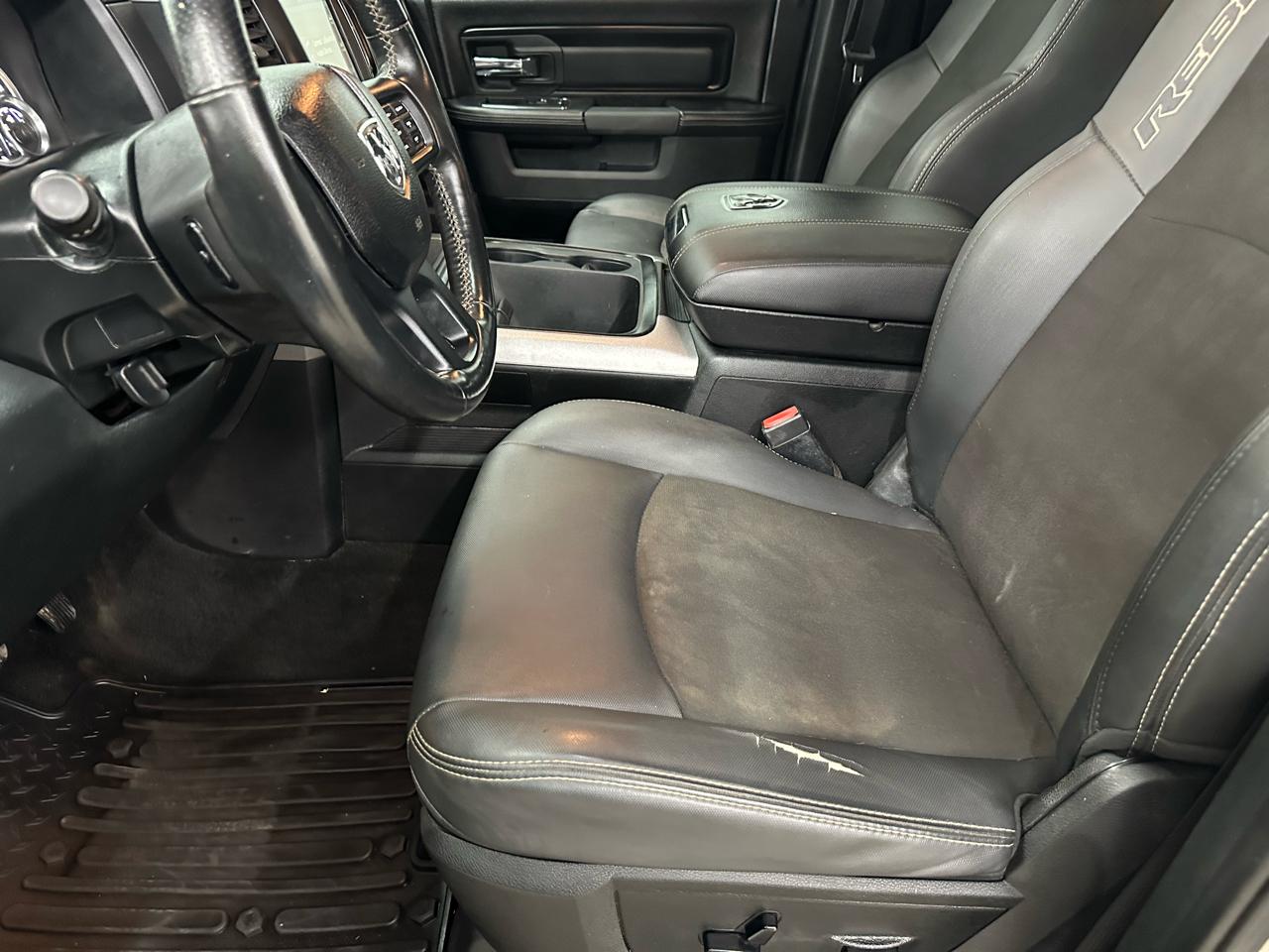 RAM 1500 Rebel Crew Cab SWB 4WD 2017