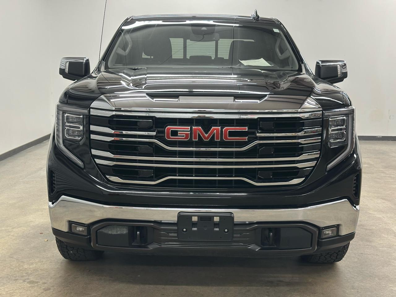 GMC Sierra 1500 SLT Crew Cab 2WD 2023