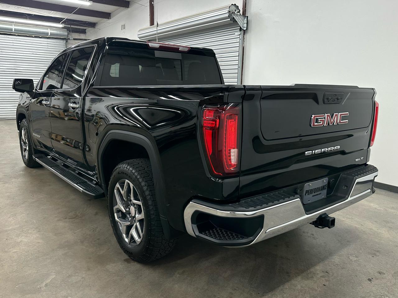GMC Sierra 1500 SLT Crew Cab 2WD 2023