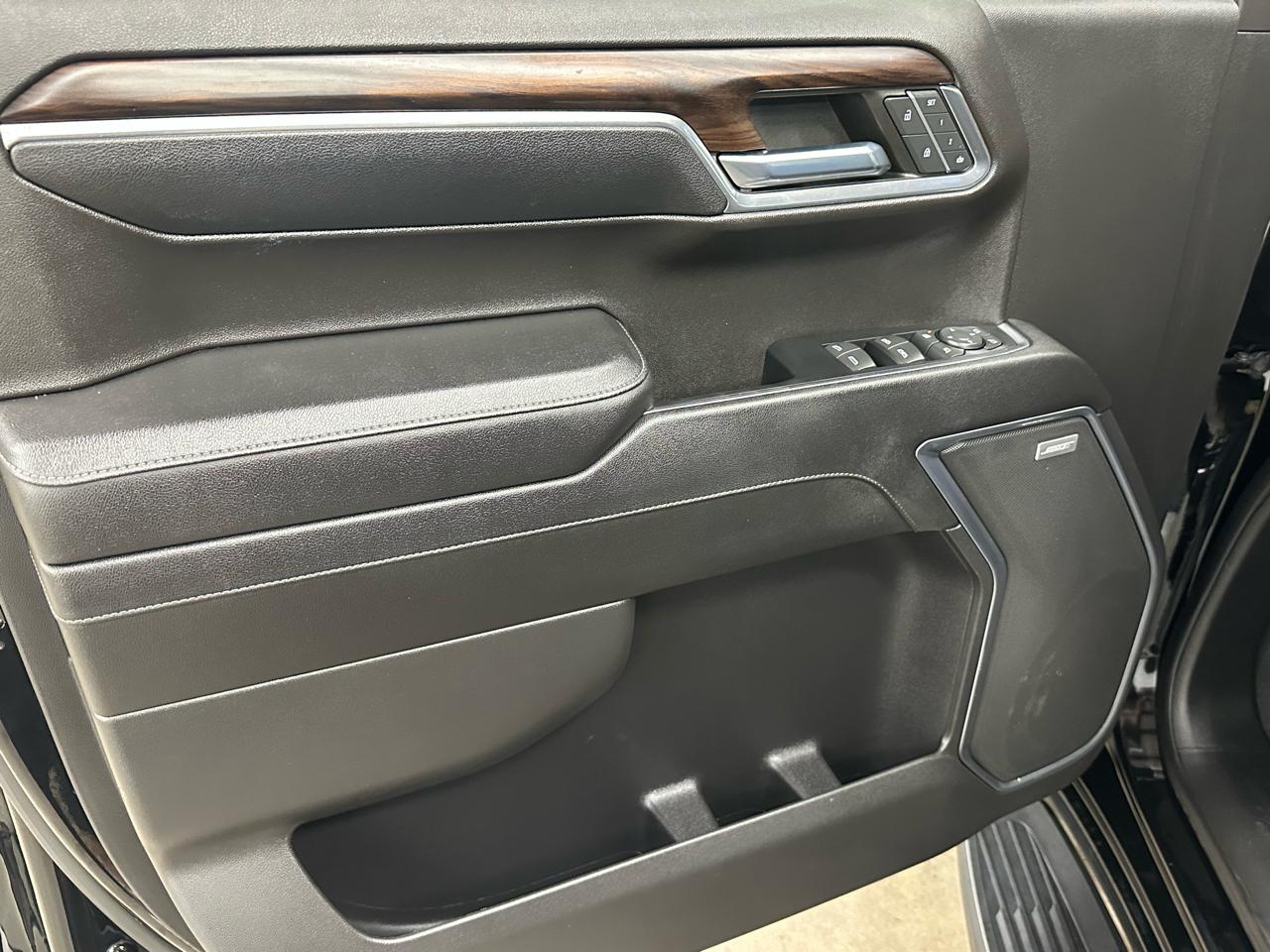 GMC Sierra 1500 SLT Crew Cab 2WD 2023